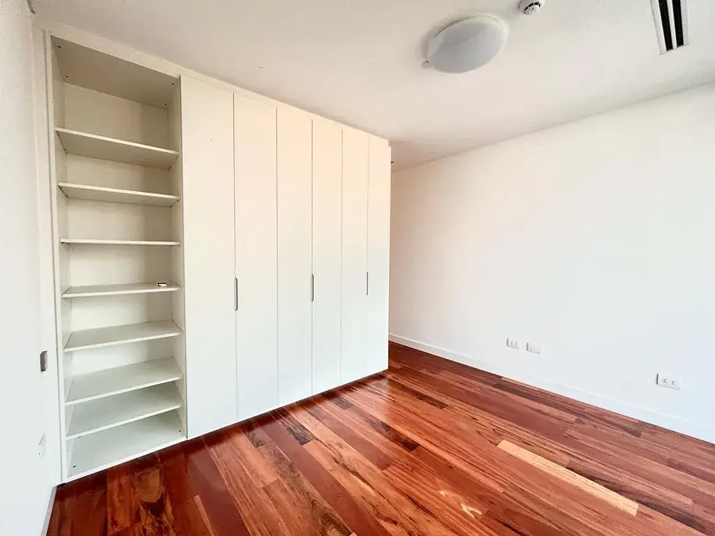 Departamento de 3 dormitorios en Venta en San Jorge, Asunción - Image 18