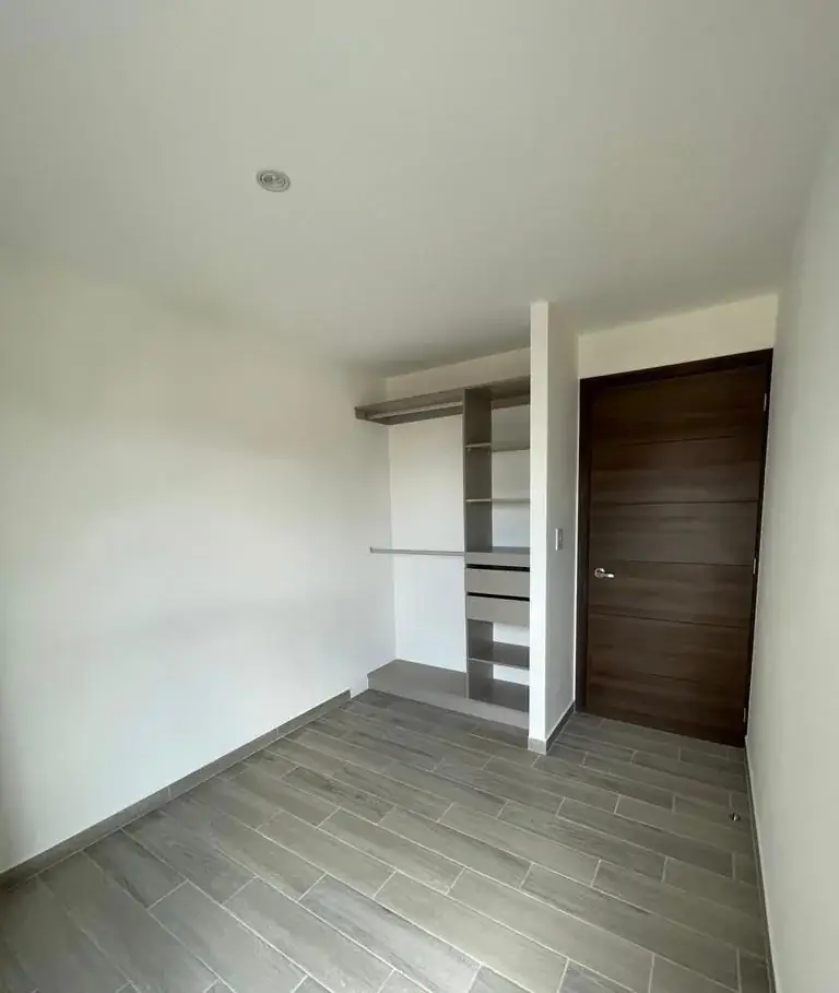 Apartamento de 3 quartos, 100m², para Aluguel na Zona 10, Cidade da Guatemala