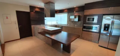 Apartamento de 3 quartos à Venda em Ycuá Satí, Assunção