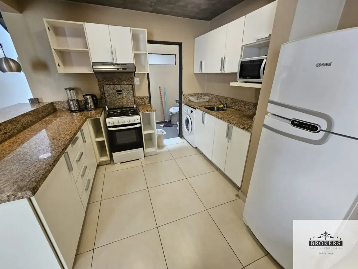 Departamento de 2 dormitorios en Alquiler en Salvador del Mundo, Asunción - Image 8