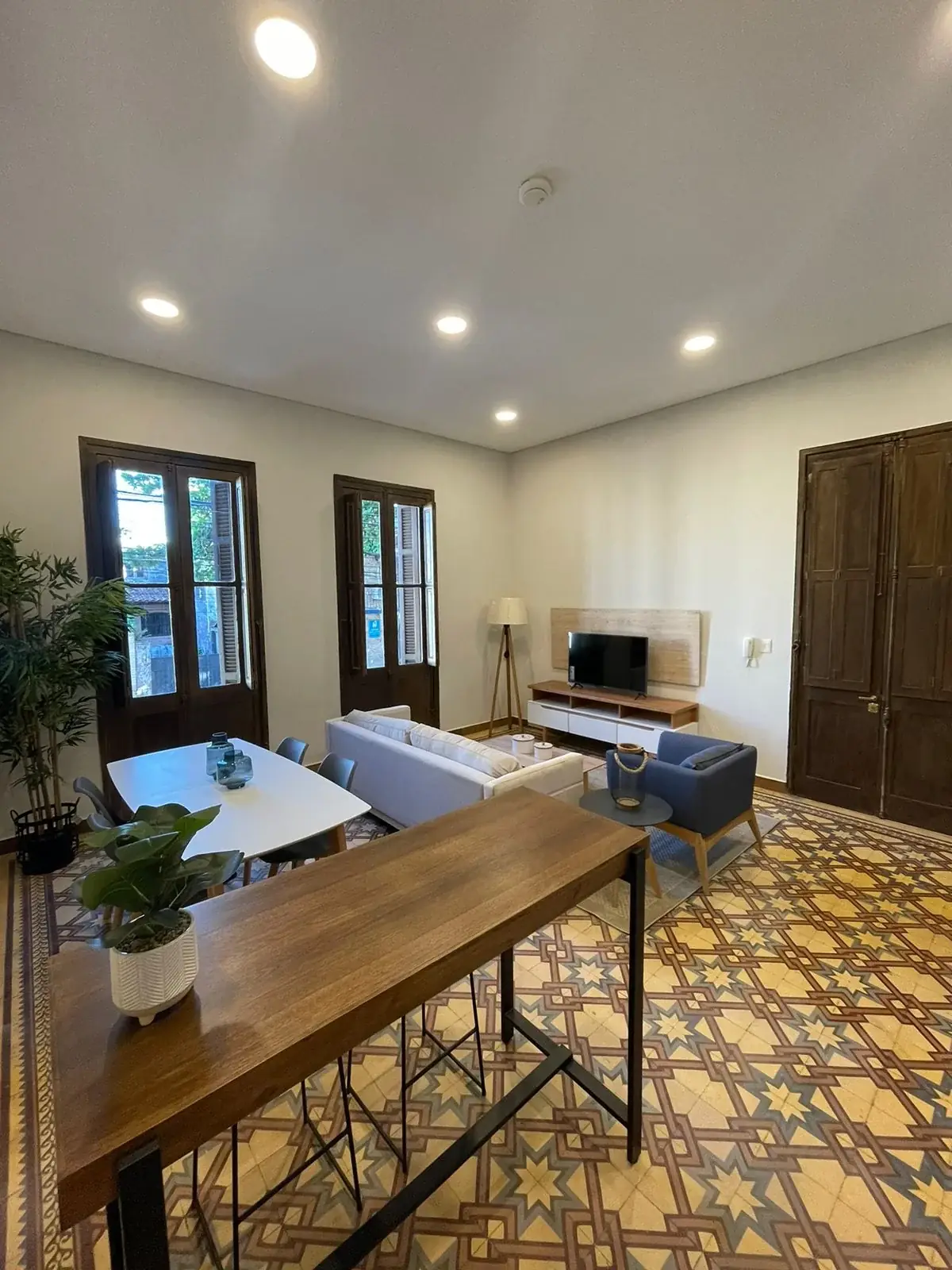 ALQUILO DPTO CON MUEBLES EN EL CENTRO 🌆 67 m2 1 dormitorio