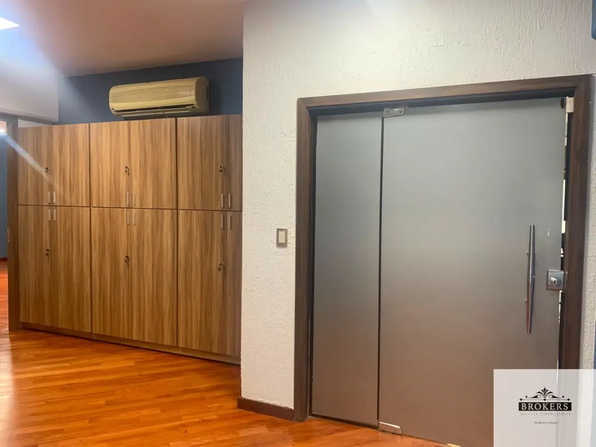 Espaço Comercial de 220m² para Aluguel em Mariscal Estigarribia, Assunção - Image 6