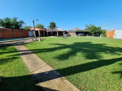 Terreno de 200m² en Venta en Limpio