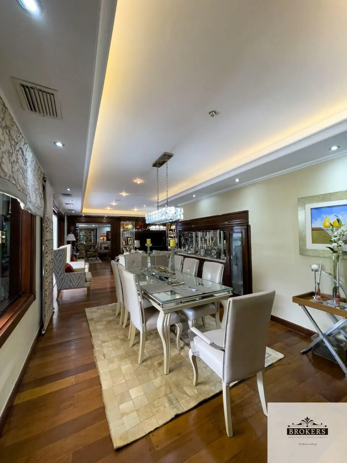 Casa de 4 dormitorios en Venta en Ycuá Satí, Asunción - Image 7