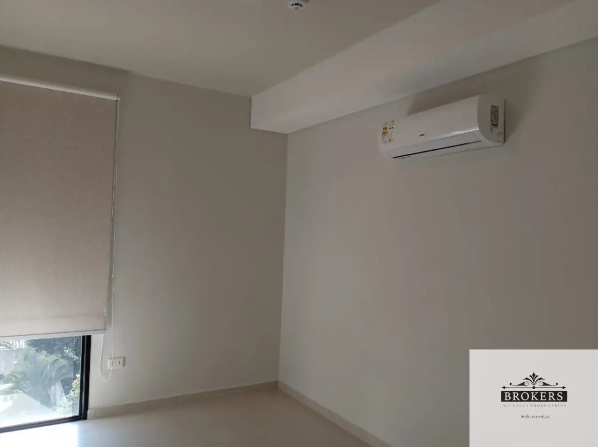 Departamento de 2 dormitorios en Venta en Ycuá Satí, Asunción - Image 13