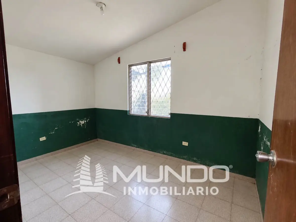Casa de 4 dormitorios, 350m², en Venta en Ciudad de Guatemala - Image 8
