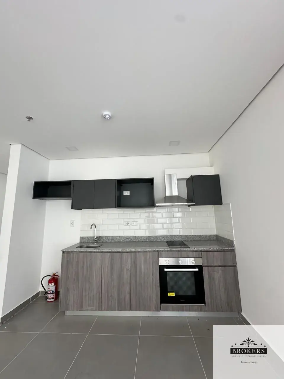 Departamento de 1 dormitorio en Venta en Ycuá Satí, Asunción - Image 3