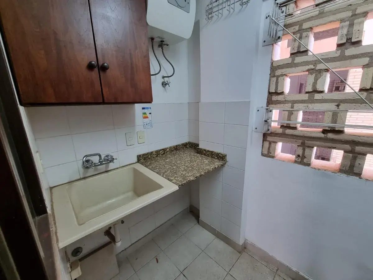 Departamento de 3 dormitorios en Venta en Carmelitas, Asunción - Image 8