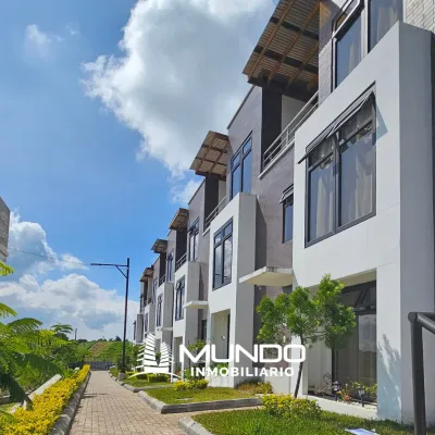 Casa de 3 dormitorios, 106m², en Venta en Zona 1, Santa Catarina Pinula