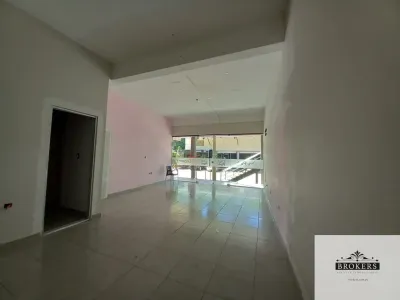 Loja de 50m² para Alugar em Fernando de la Mora