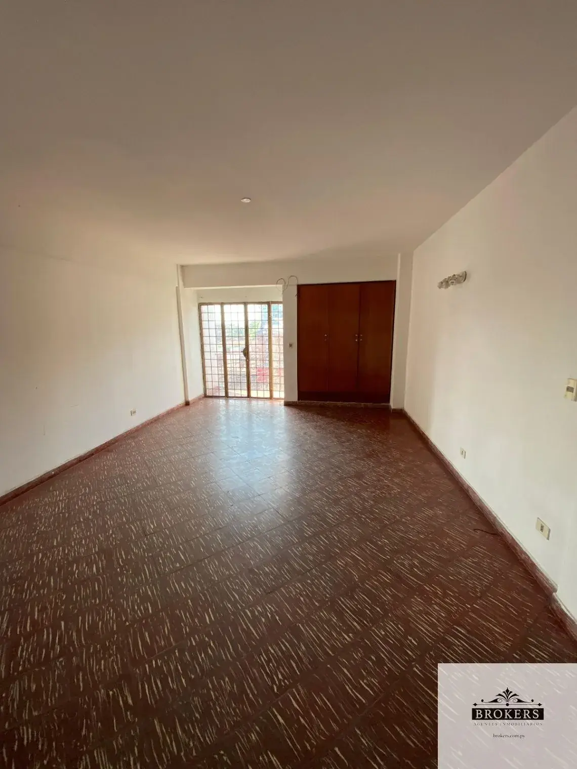 Departamento de 2 dormitorios en Alquiler en Casco Histórico San Lorenzo, San Lorenzo - Image 11