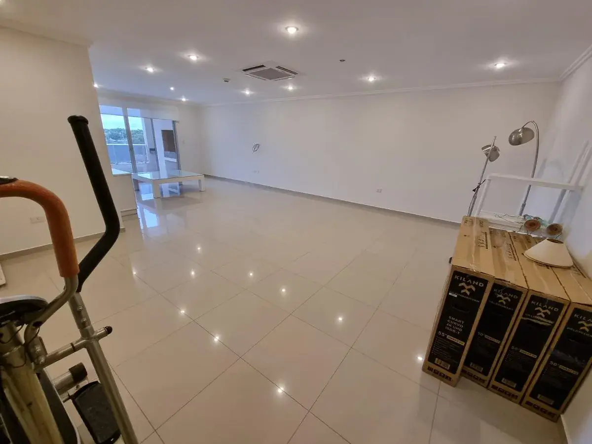 Apartamento de 3 quartos à venda em Carmelitas, Assunção - Image 5