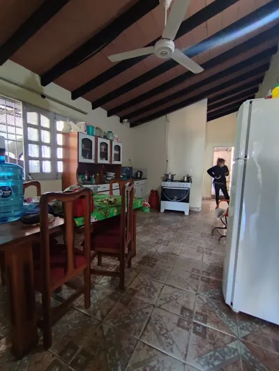 Casa de 4 dormitorios en Venta en Monseñor Bogarín, Mariano Roque Alonso