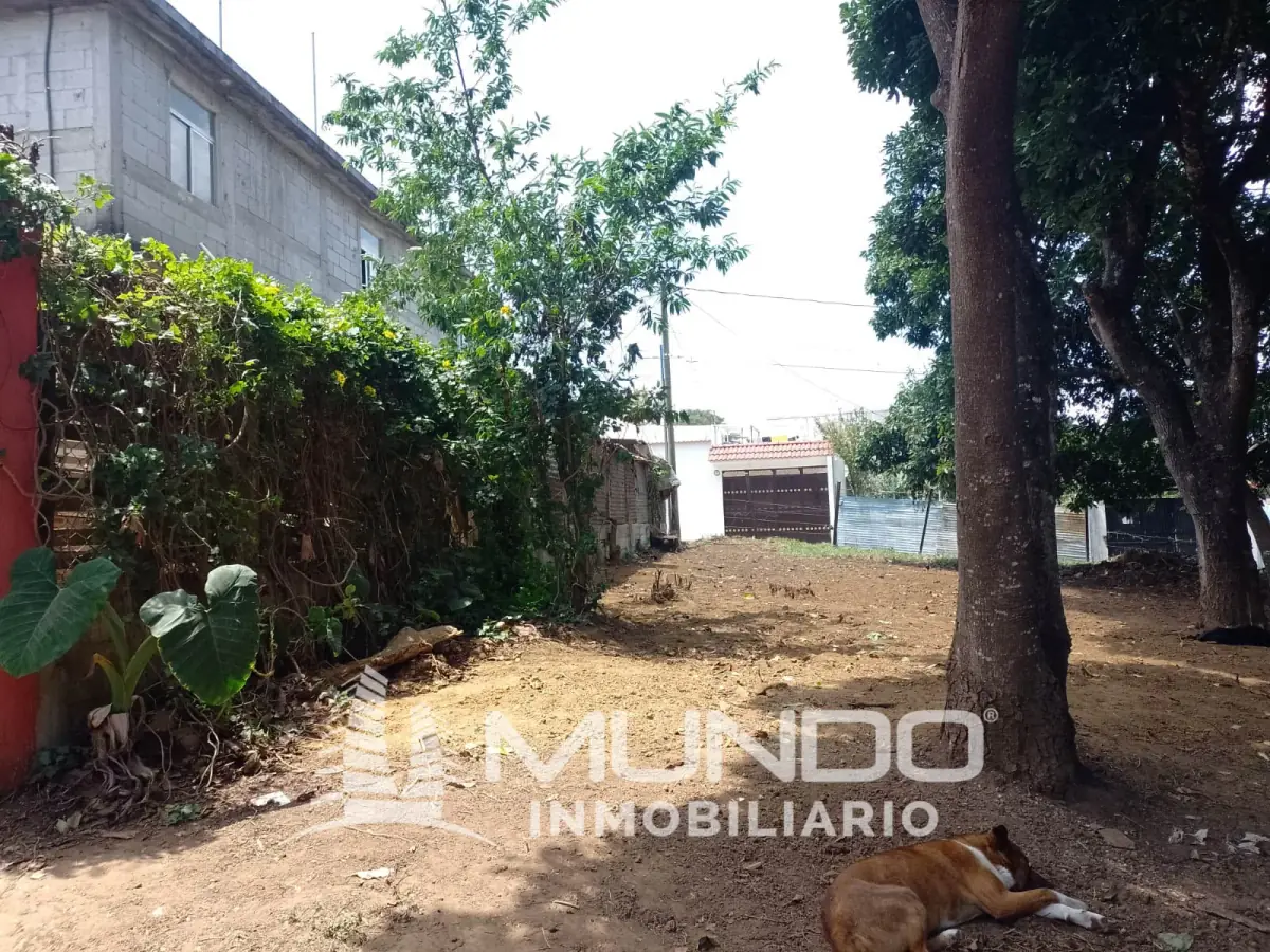 250m² Lot for Sale in San Lucas Sacatepéquez - Image 3
