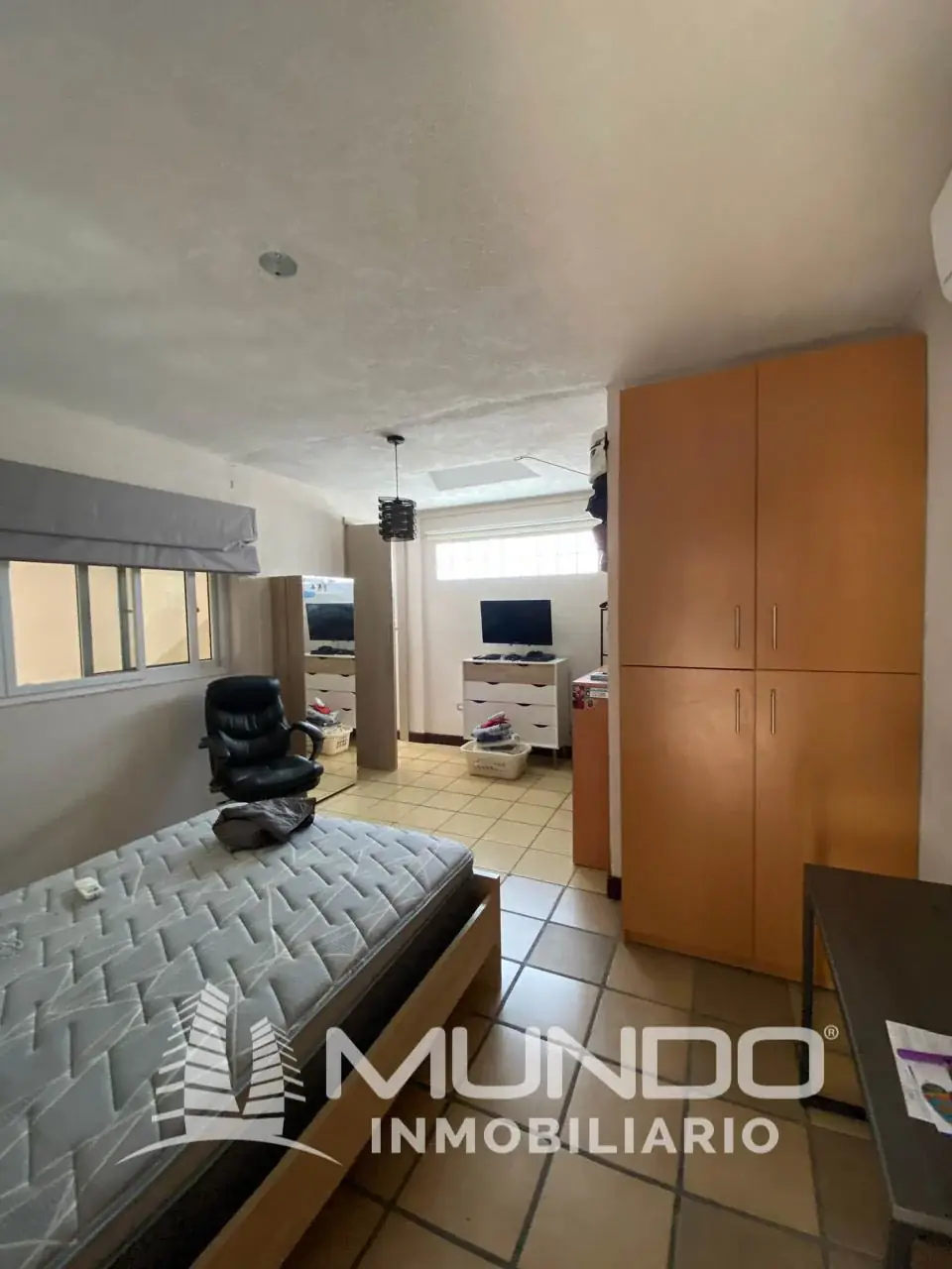Casa de 4 quartos, 425m², para Aluguel na Cidade da Guatemala - Image 17