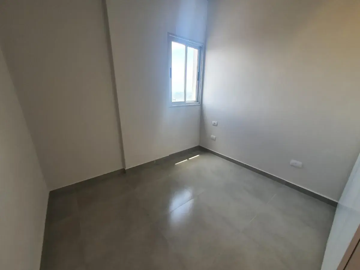 2-Bedroom Apartment for Sale in Lambaré - Image 12