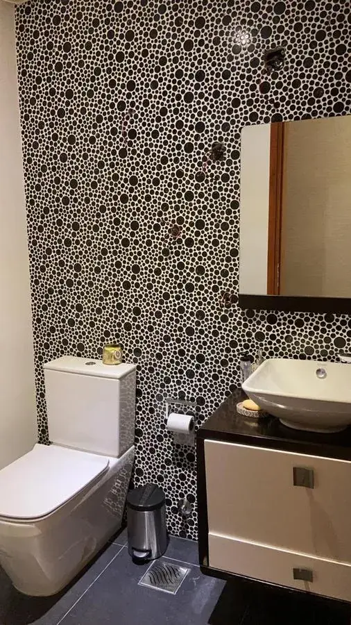 1-Bedroom Apartment for Sale in Madame Lynch, Asunción - Image 11