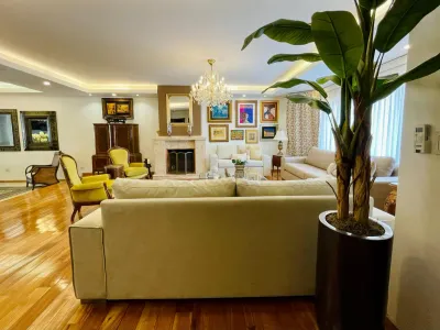 4-Bedroom House for Sale in Recoleta, Asunción