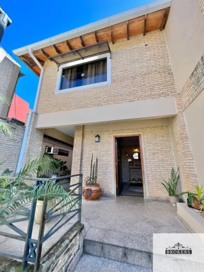 Office of 300m² for Sale in Vista Alegre, Lambaré