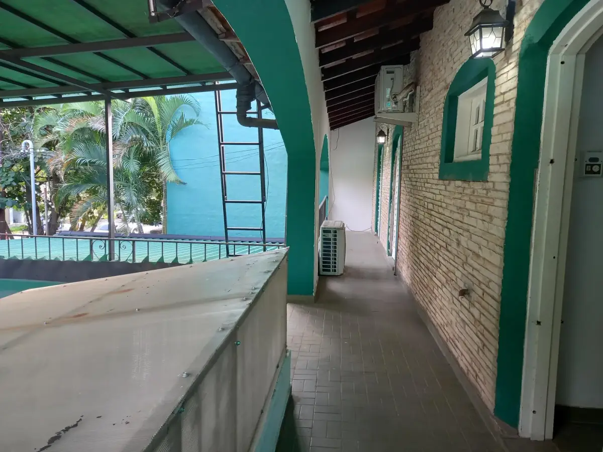 5-Bedroom House for Sale in Mariscal Estigarribia, Asunción - Image 6