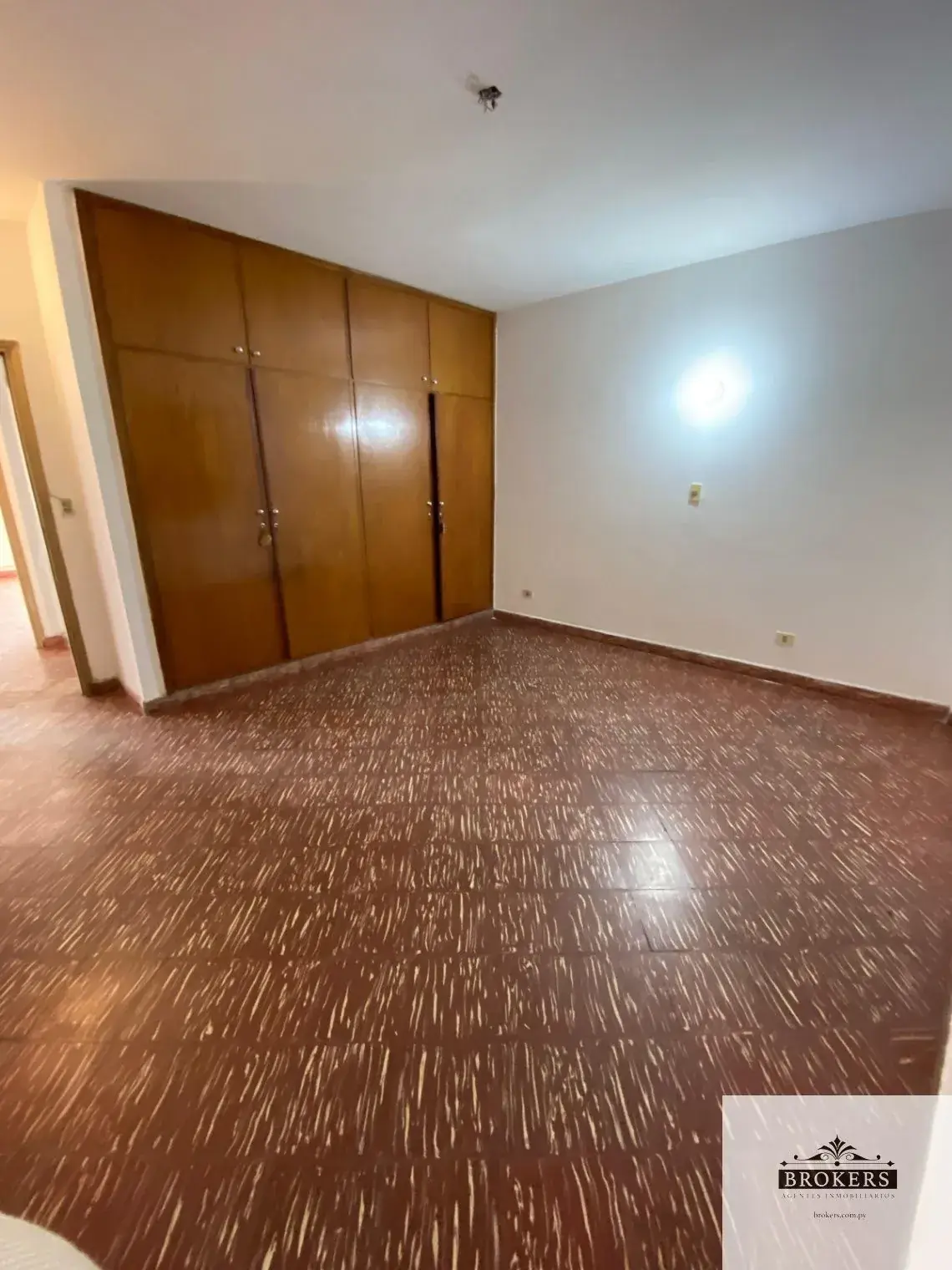 Departamento de 2 dormitorios en Alquiler en Casco Histórico San Lorenzo, San Lorenzo - Image 7