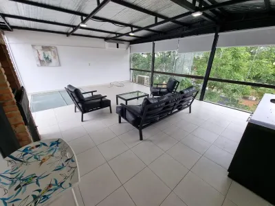 Casa de 3 dormitorios en Venta en Bo. Cerrado Monte Alto, Luque