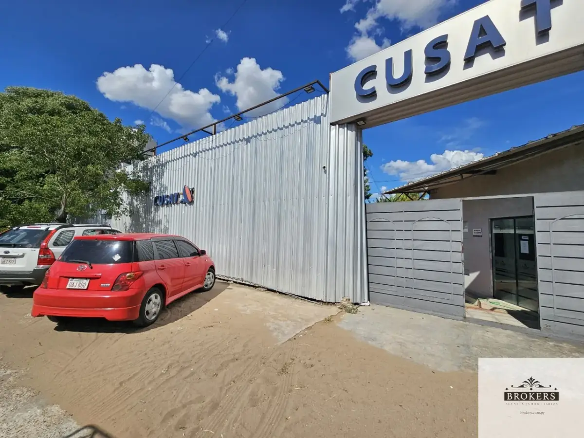 Office of 400m² for Sale in Ytay, Asunción - Image 3