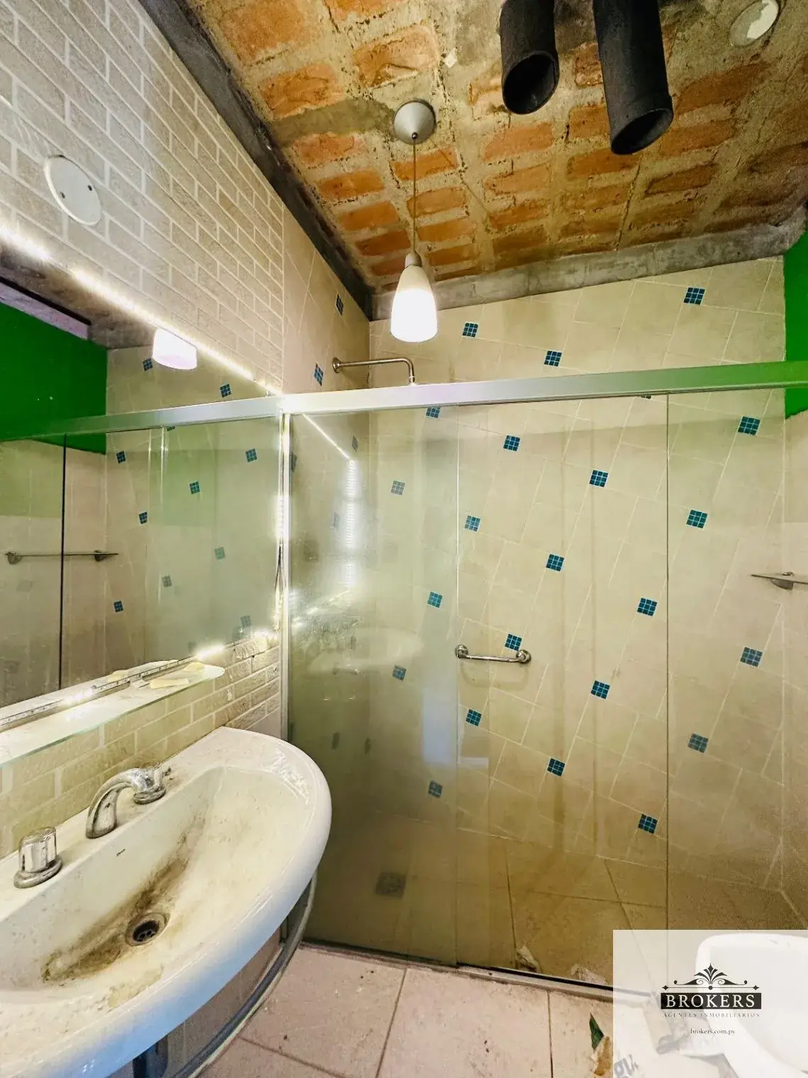Office of 550m² for Rent in Mburucuyá, Asunción - Image 14