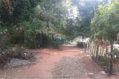 Terreno de 1,552m² en Venta en Limpio