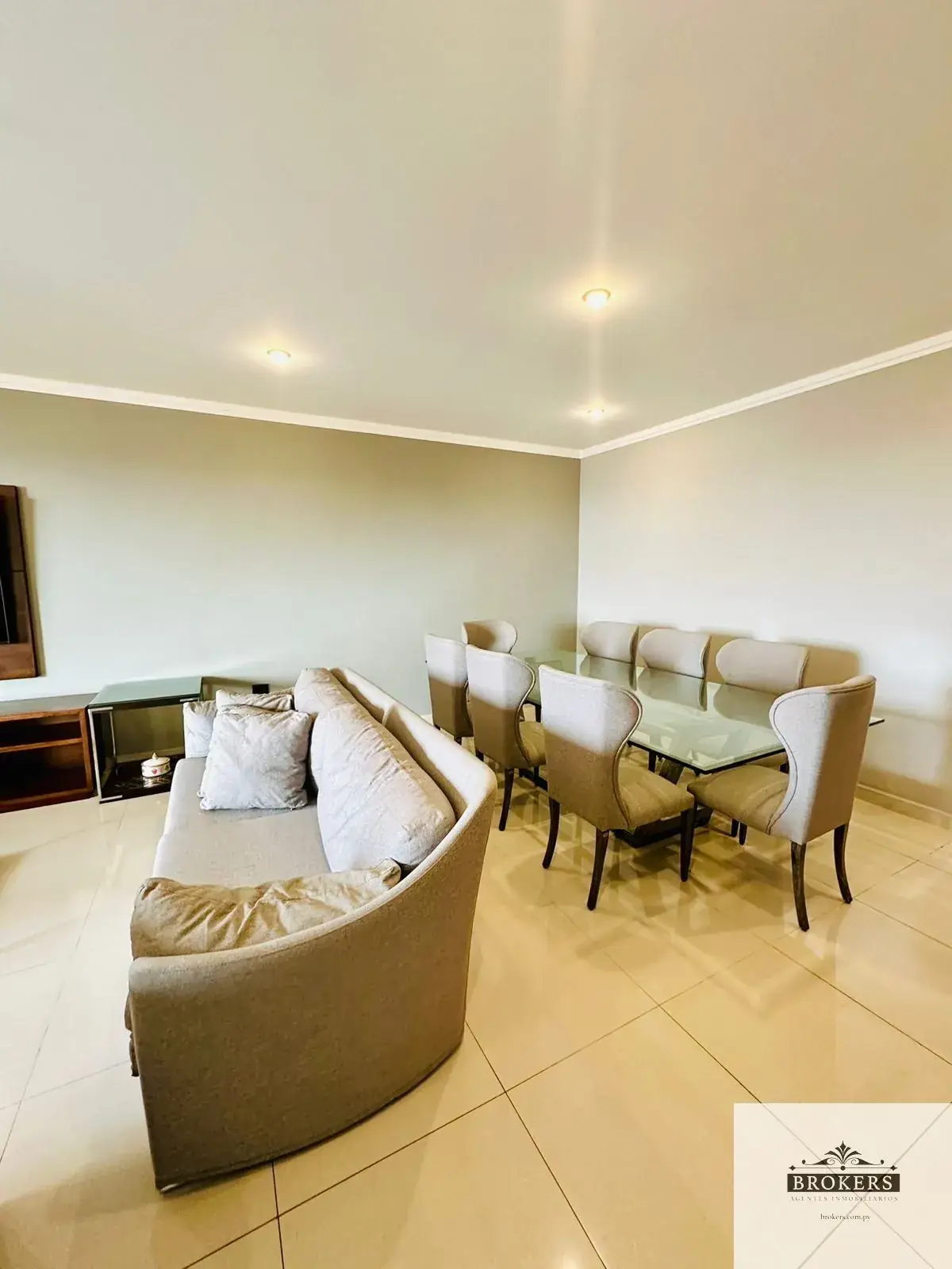 Apartamento de 2 quartos para Aluguel em Carmelitas, Assunção - Image 5