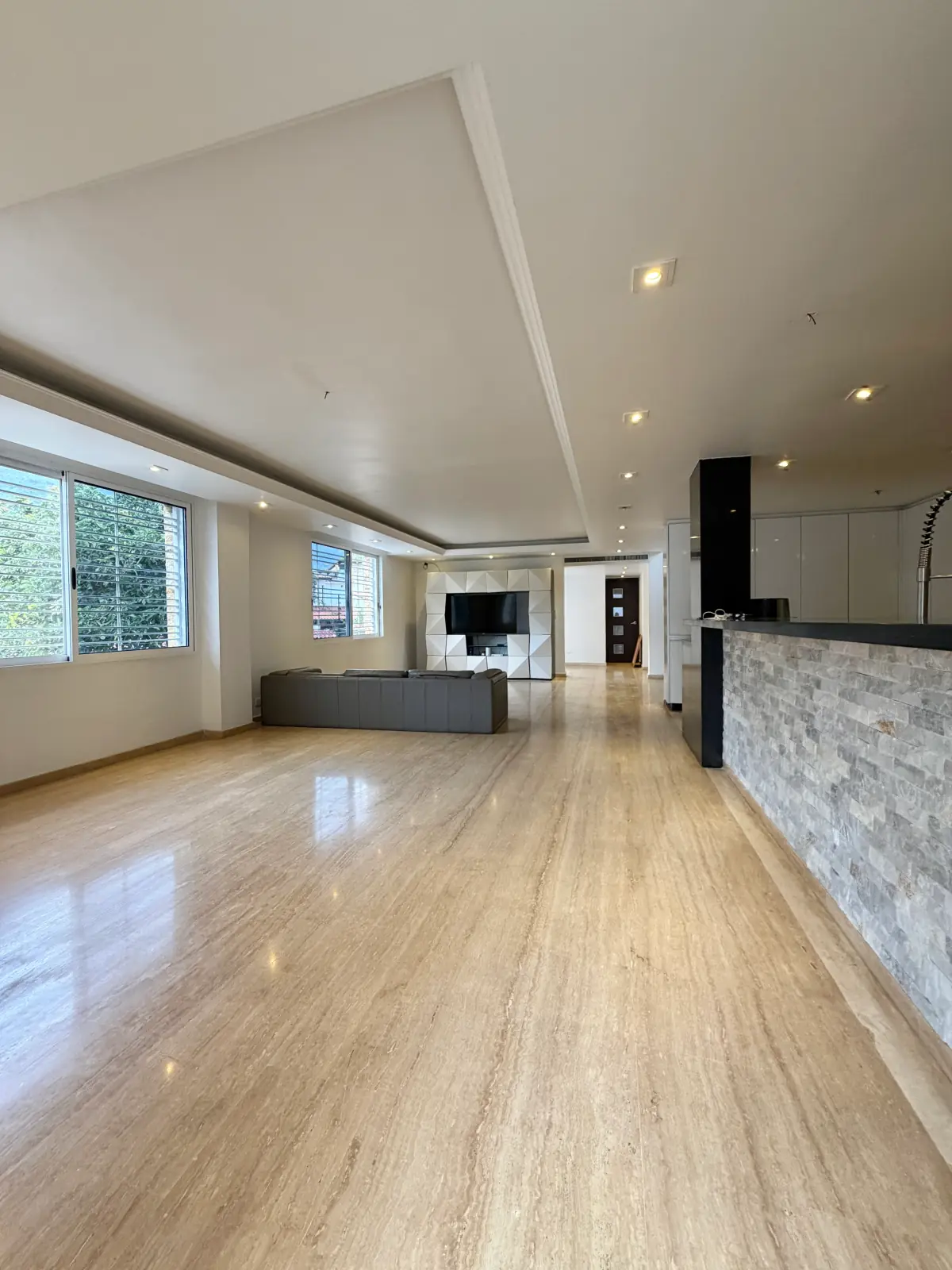 Casa en venta, Urb. Miranda. Caracas. - Image 6