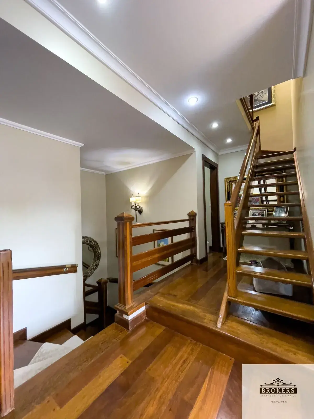 Casa de 4 dormitorios en Venta en Ycuá Satí, Asunción - Image 15