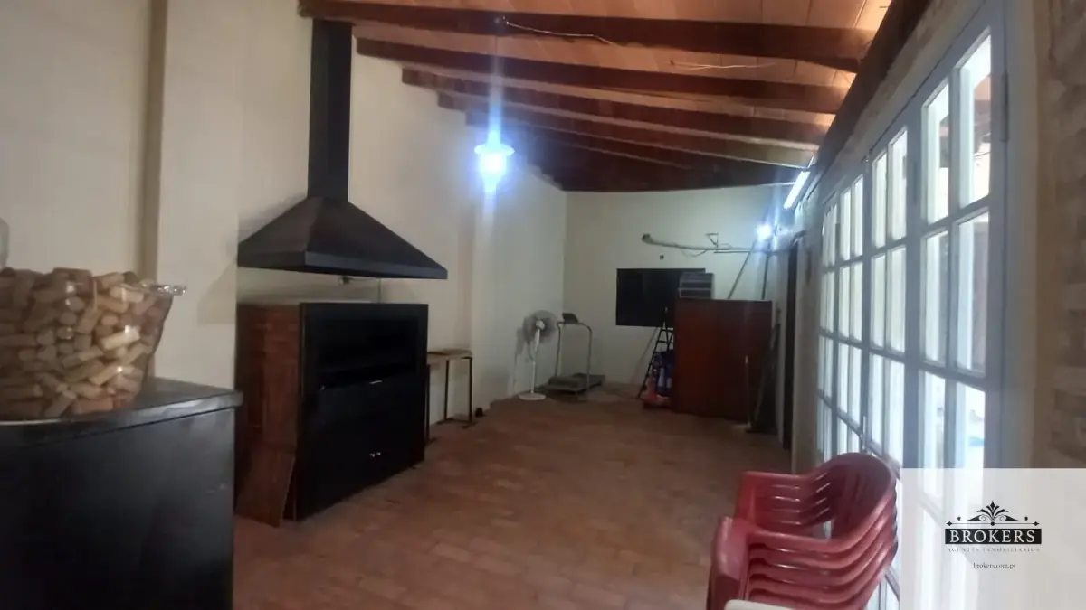 Lote de 350m² à Venda em Terminal, Assunção - Image 12