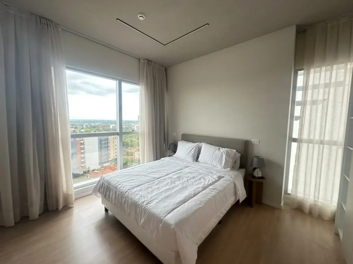 Apartamento de 2 quartos no Edifício Petra Tower, 90m², para Aluguel em Las Lomas, Assunção - Image 10