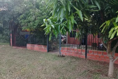 Casa de 2 dormitorios en Venta en Julián Augusto Saldívar