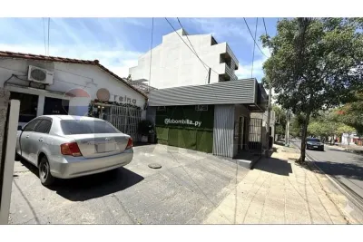 Local Comercial de 545m² en Venta en Luque