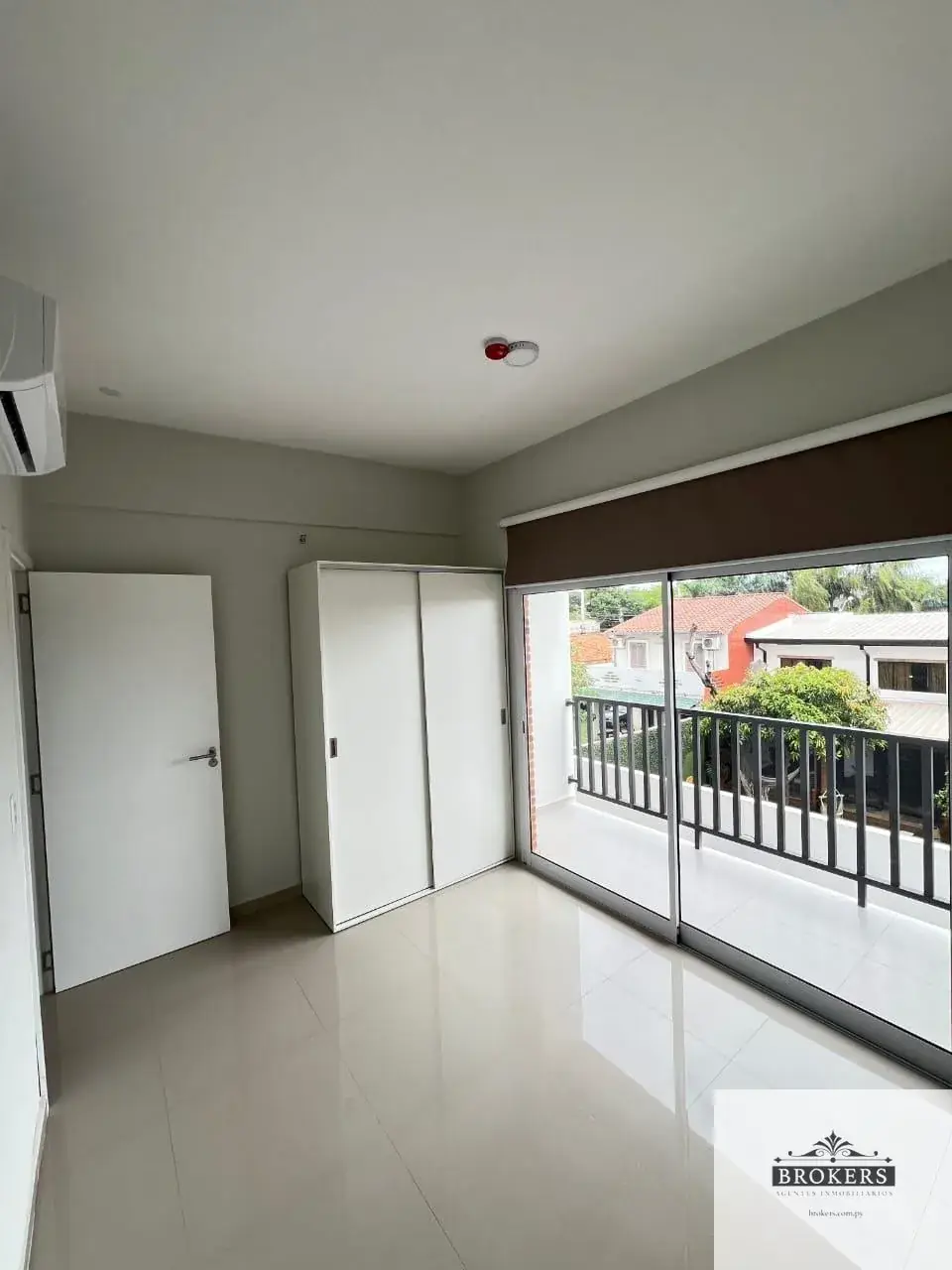 Departamento de 1 dormitorio en Venta en Laguna Grande, Fernando de la Mora - Image 4