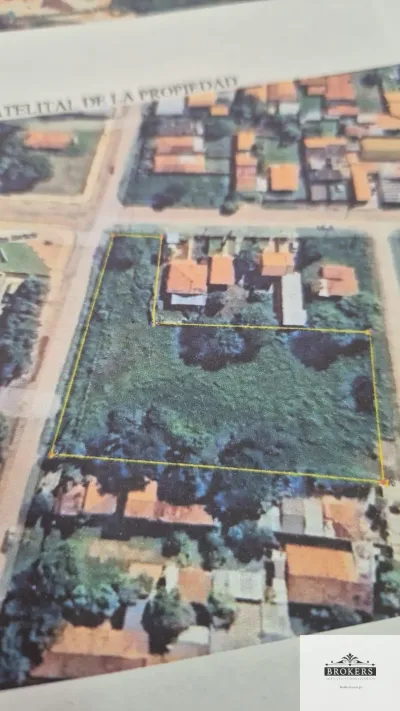 Terreno de 2,575m² à Venda em Defensores del Chaco, Mariano Roque Alonso