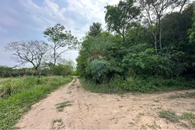 1,360m² Lot for Sale in Surubi´i, Mariano Roque Alonso