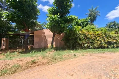 4-Bedroom House for Sale in Campo Grande, Luque