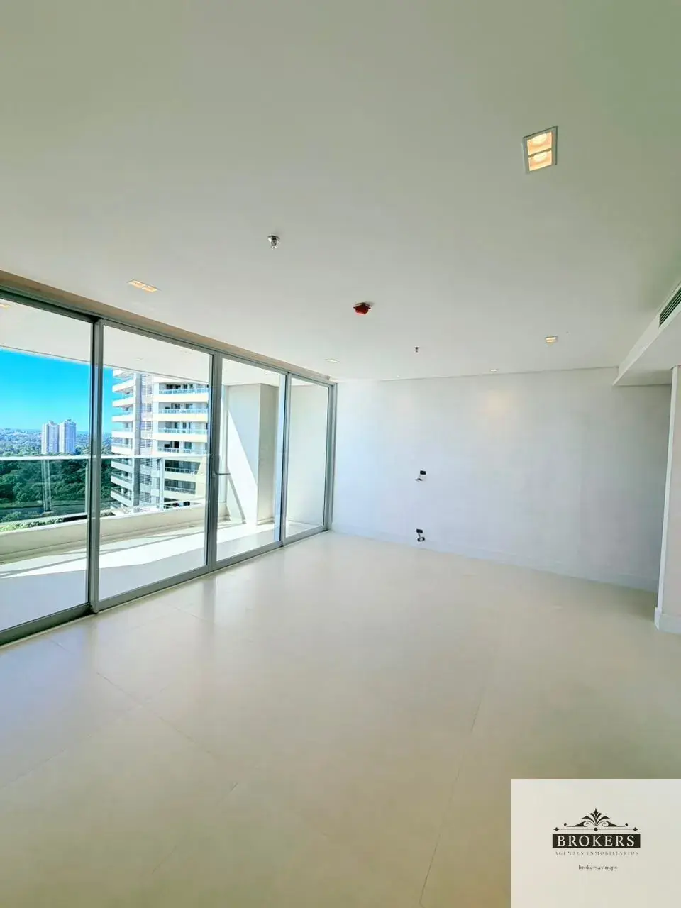 3-Bedroom Apartment for Sale in Mburucuyá, Asunción - Image 4