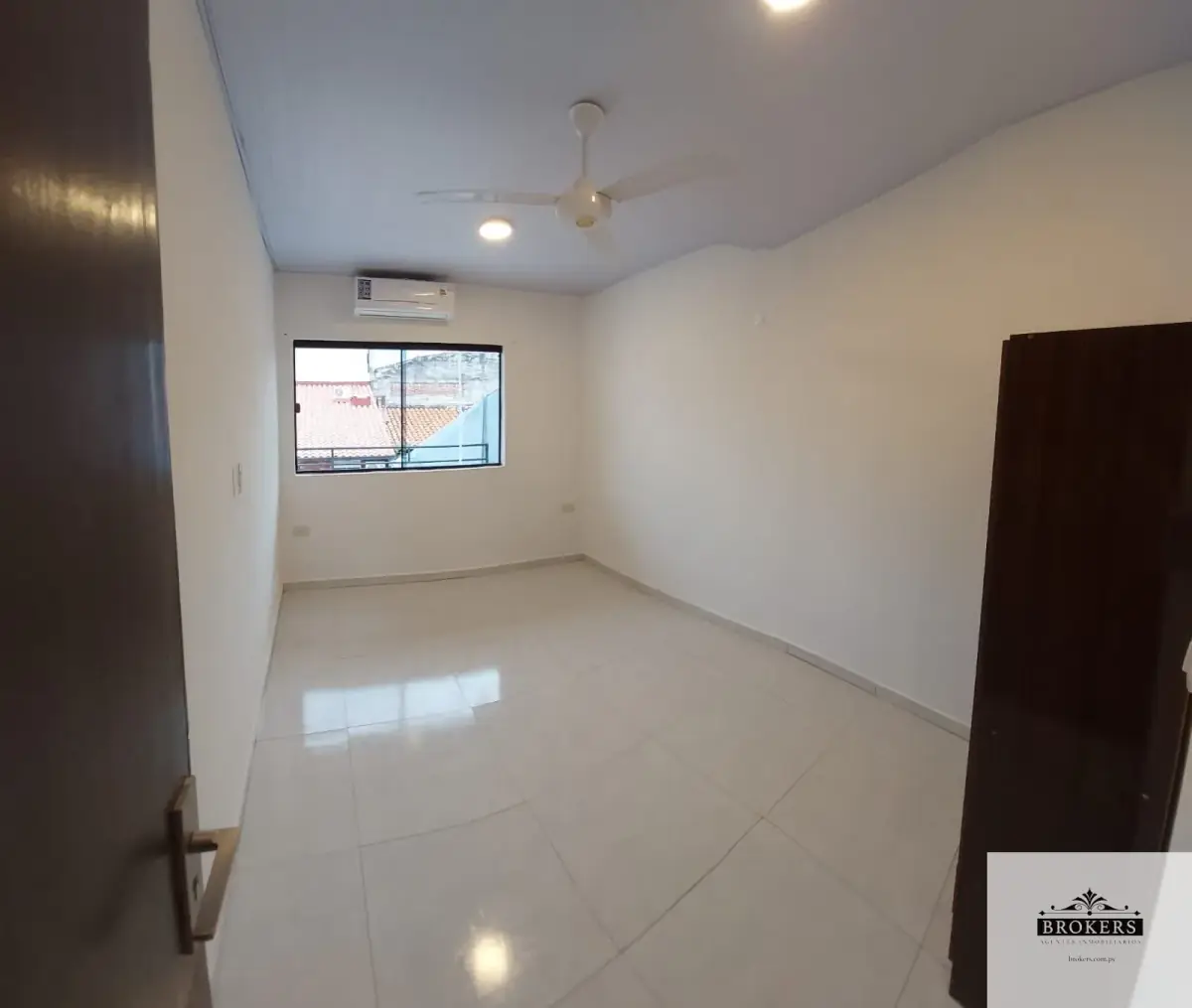 Departamento de 2 dormitorios en Alquiler en Ycuá Satí, Asunción - Image 12