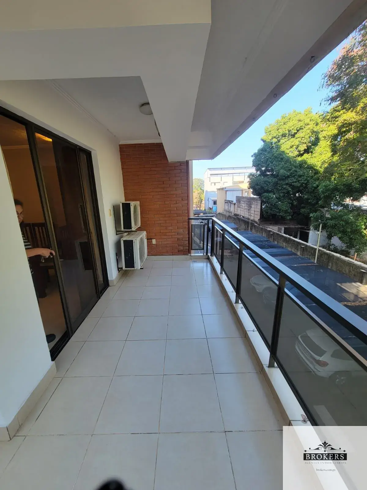 Departamento de 3 dormitorios en Alquiler en Virgen de la Asunción, Asunción - Image 3