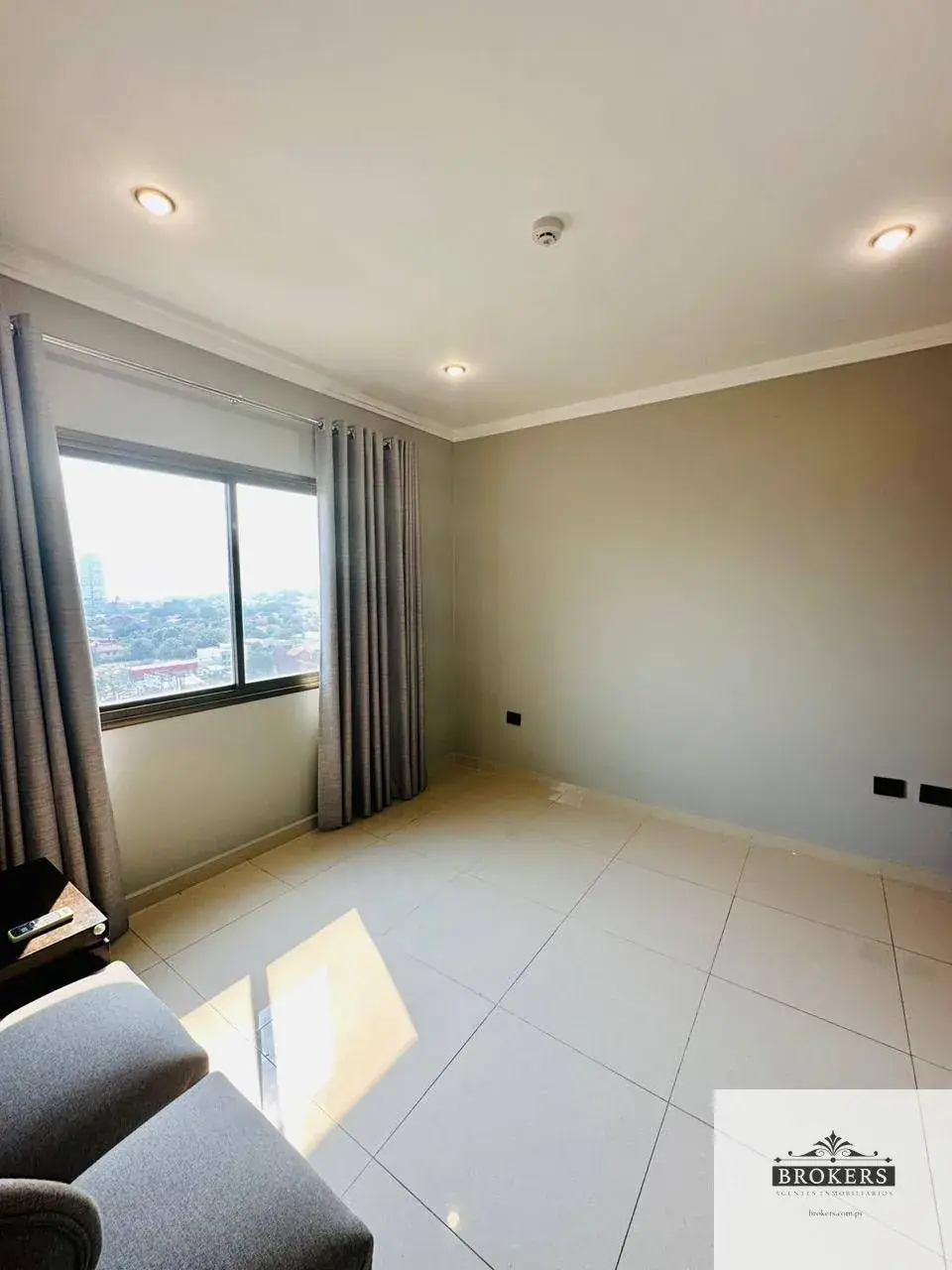 Apartamento de 2 quartos para Aluguel em Carmelitas, Assunção - Image 19