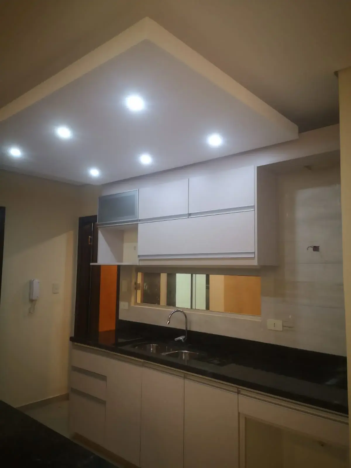 VENDO DUPLEX A ESTRENAR EN LAMBARE - Image 11