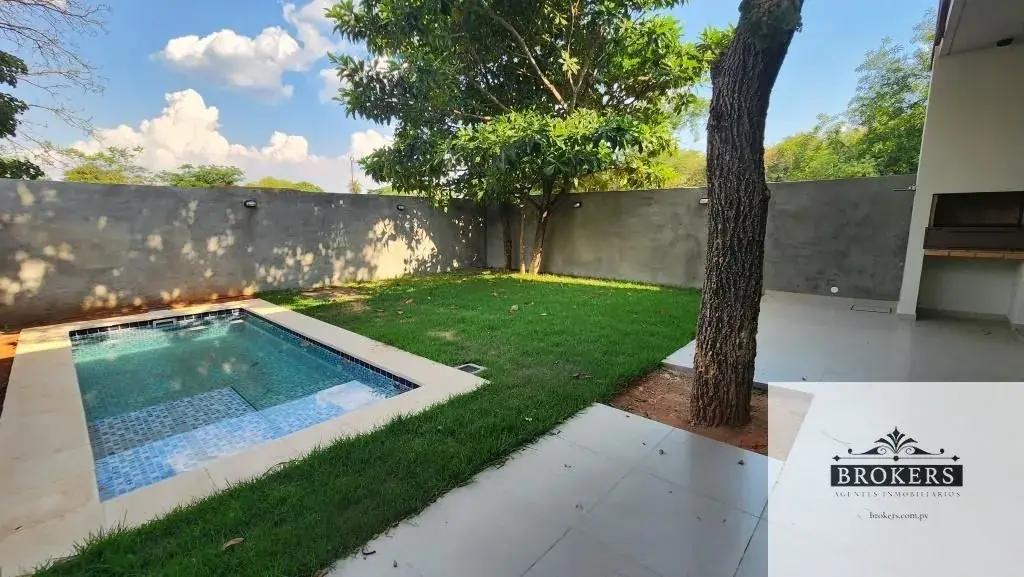 3-Bedroom House for Sale in Primer Barrio, Luque - Image 7