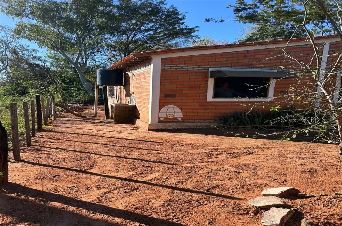Casa de 1 dormitorio en Venta en Luque - Image 3