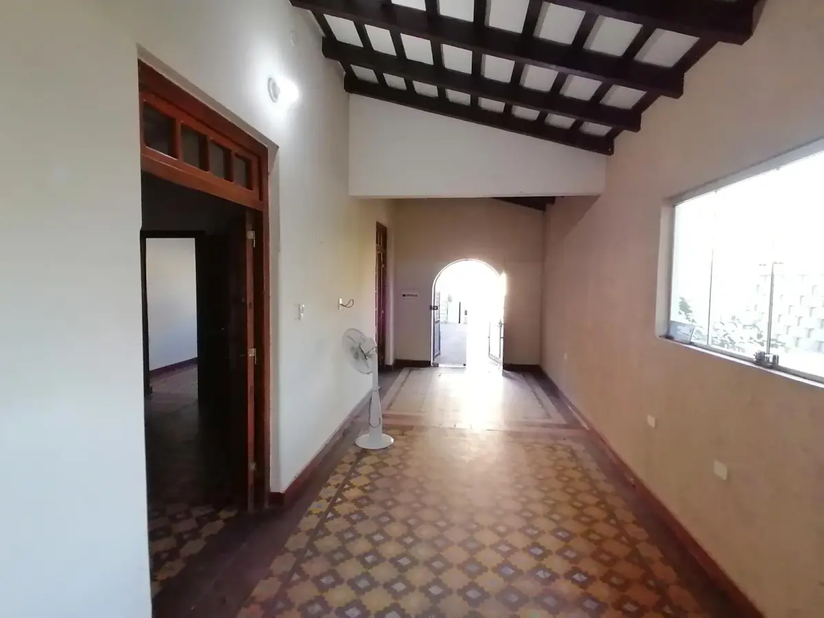 2-Bedroom House for Sale in Obrero, Lambaré - Image 10