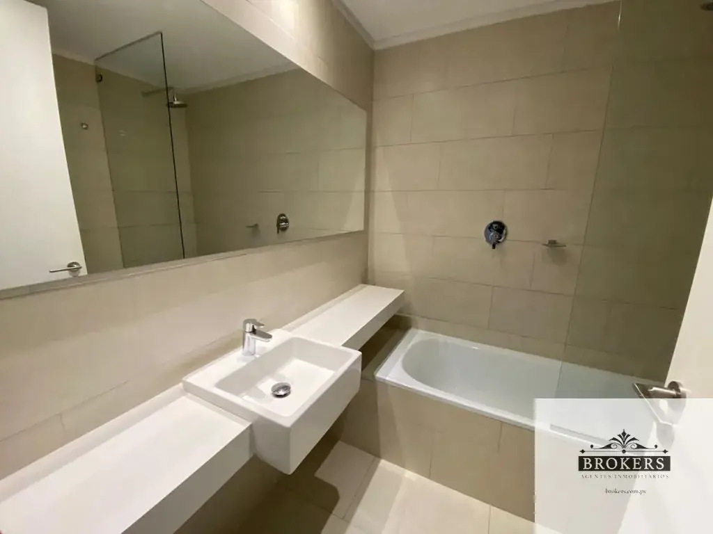 4-Bedroom Apartment for Sale in Mburucuyá, Asunción - Image 16