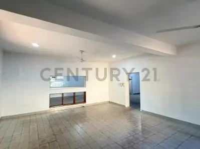 Commercial Space of 160m² for Rent in Historic Casco San Lorenzo, San Lorenzo